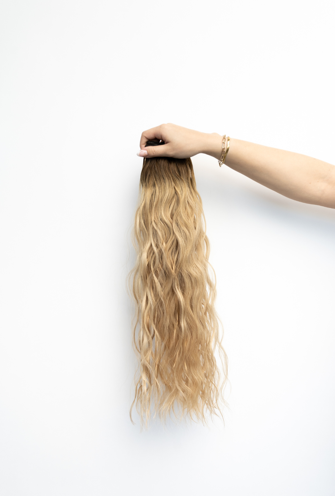 Waved Machine Sewn Weft Rooted #4/D10/16